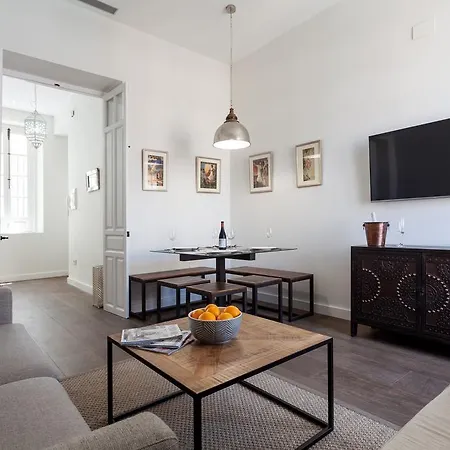 Stunning Boutique - Space Maison Севилья